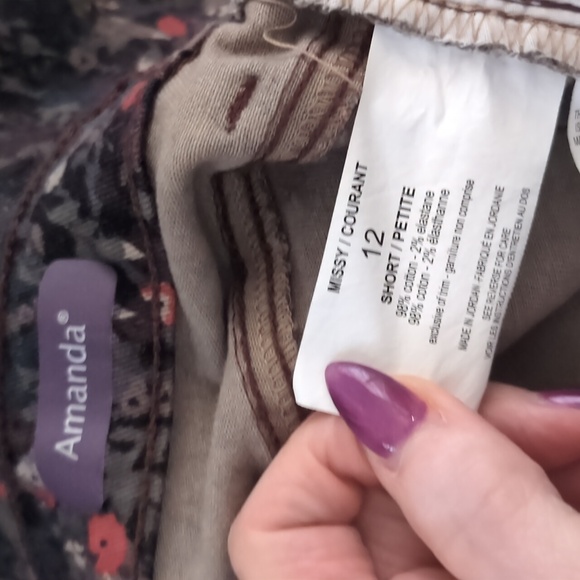 GLORIA VANDERBILT Floral Cotton Jeans "Amanda" Style. Size 12 Straight Leg - Picture 8 of 9